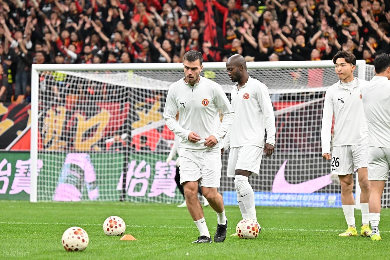 开云-爱游戏-中超第二轮最差阵容出炉！拉唐领衔，红黄牌扎堆，李金羽意外上榜