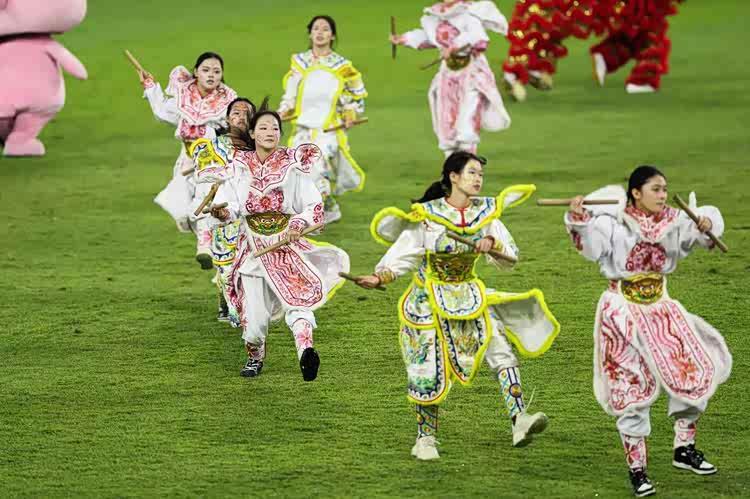 广汽集团为广州豹打Call！广州豹主场2:0战胜宁波俱乐部